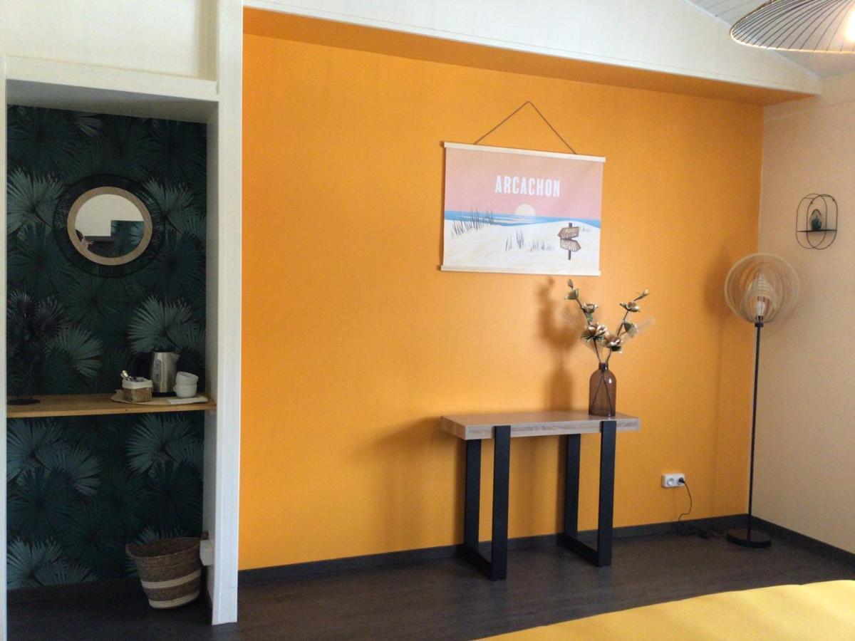 Bed and Breakfast Domaine De Labelo Commensacq Экстерьер фото