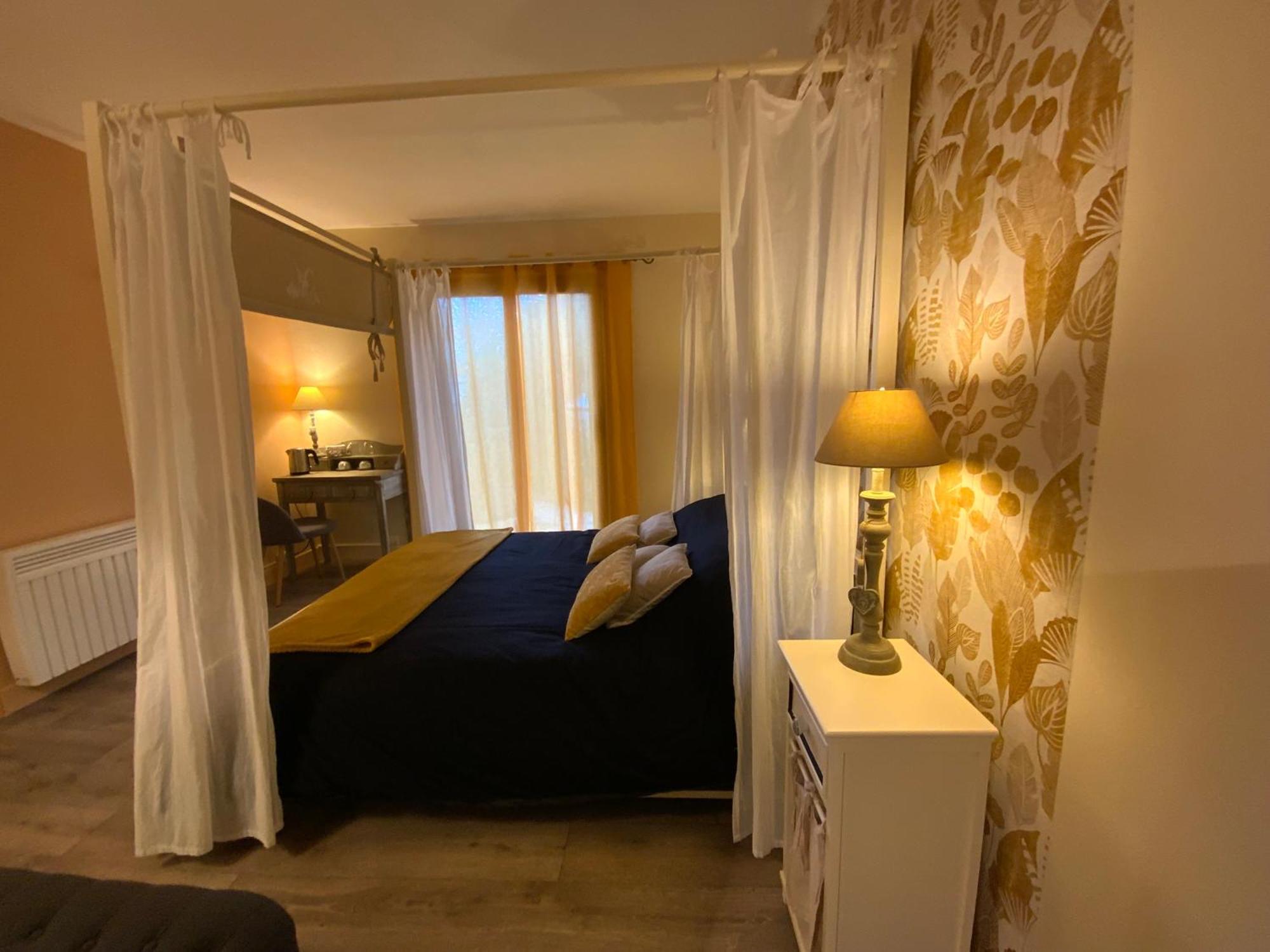 Bed and Breakfast Domaine De Labelo Commensacq Экстерьер фото